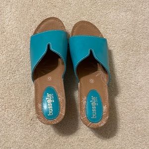 Bussola wedges in turquoise 8.5